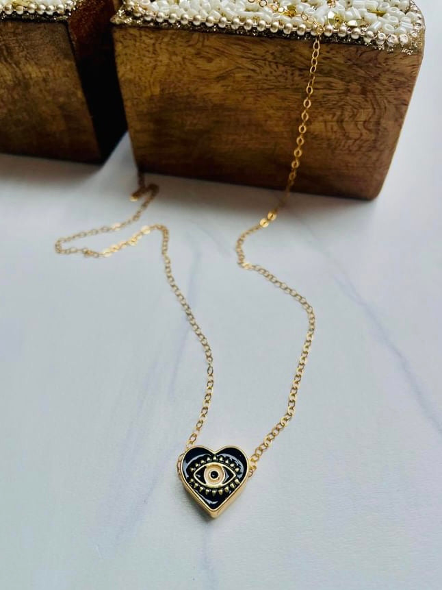 Heart & Eye Necklace : Black
