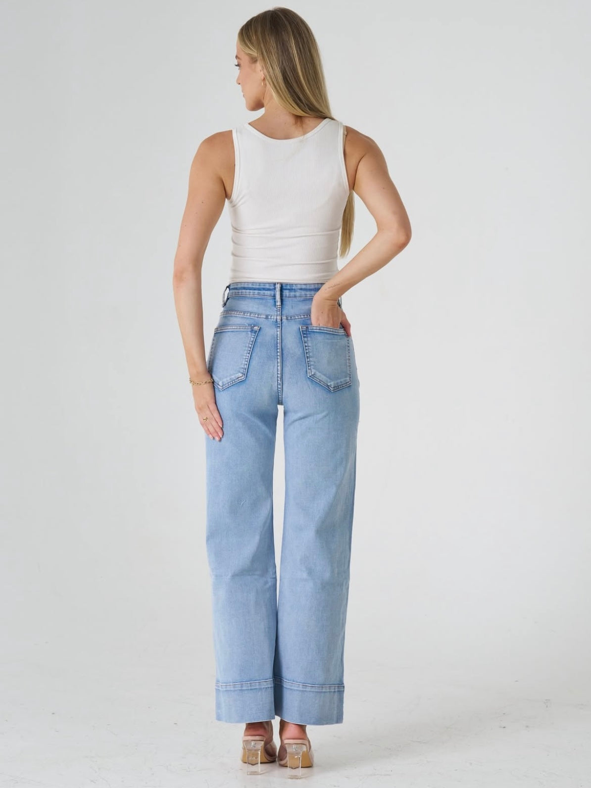 Wakee : Marlo Wide Leg Jeans : Light Wash