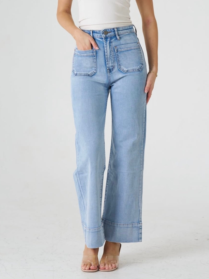 Wakee : Marlo Wide Leg Jeans : Light Wash
