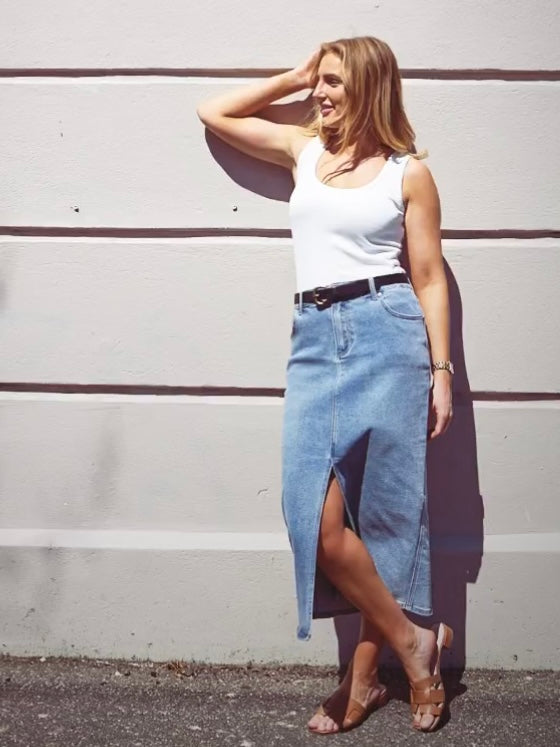 Willow Midi Denim Skirt : Blue