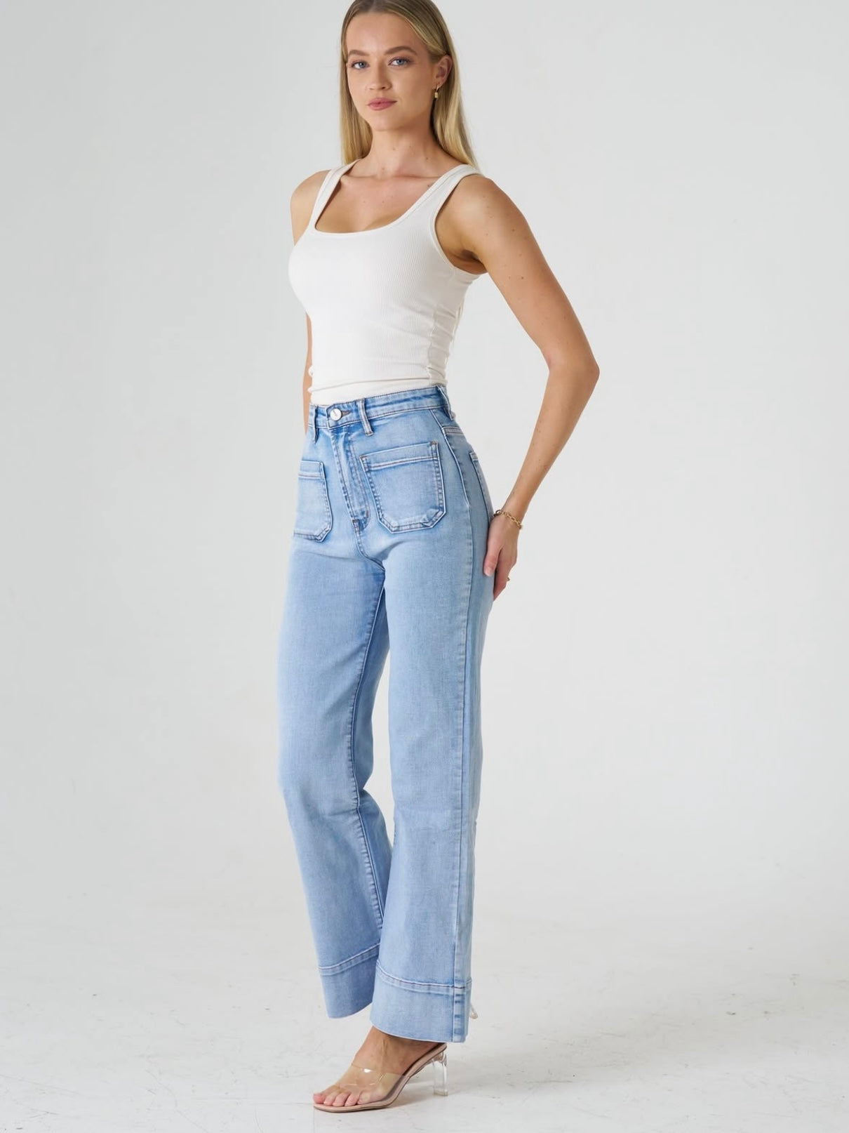 Wakee : Marlo Wide Leg Jeans : Light Wash