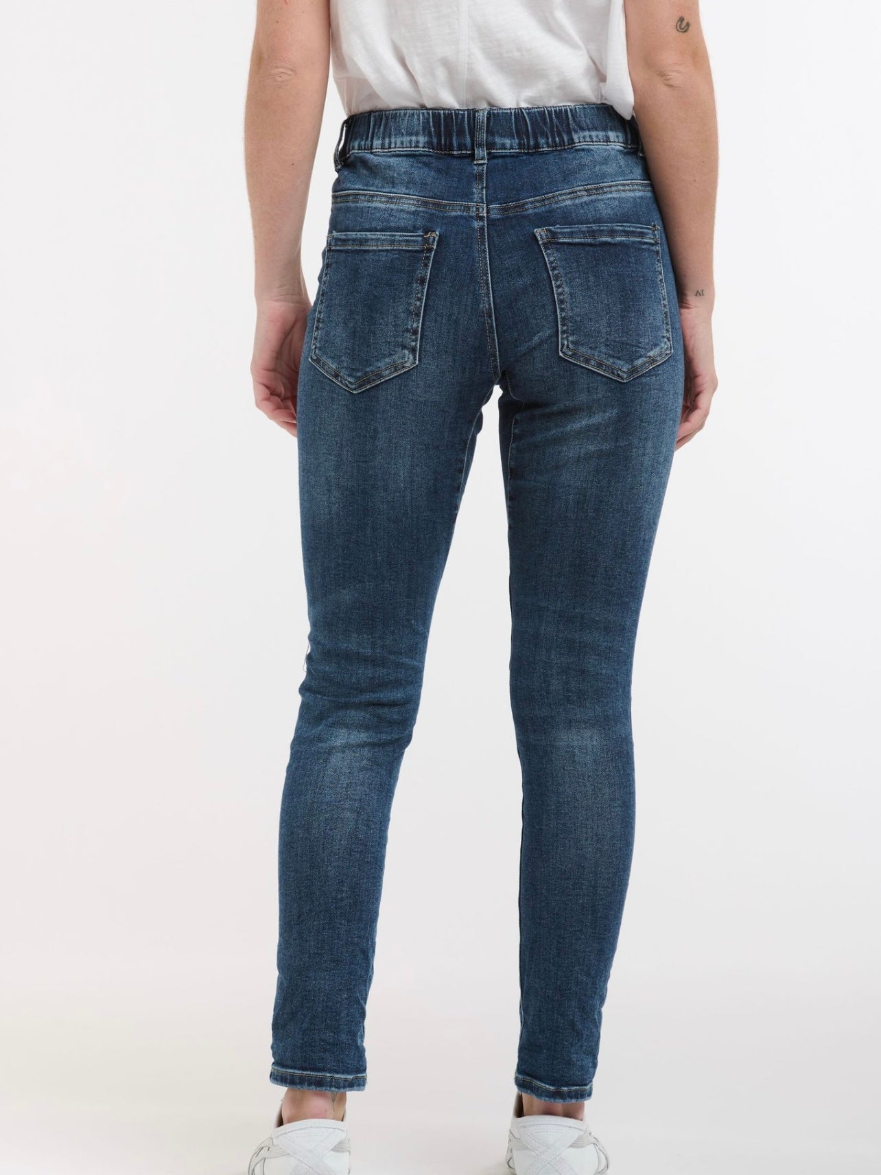 Italian Star Emma Stretch Denim Jeans : Dark Wash (mid to high rise)
